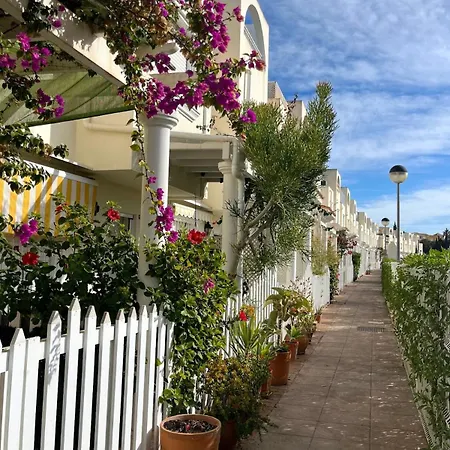 Duplex De Dos En Playa *