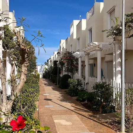 Duplex De Dos En Playa *